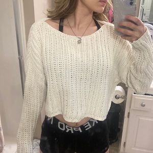 White knit cropped sweater